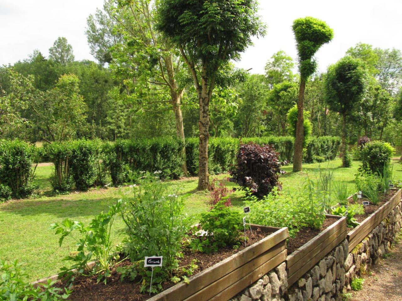 Bed and Breakfast Domaine Le Colombier Dienville Exterior foto
